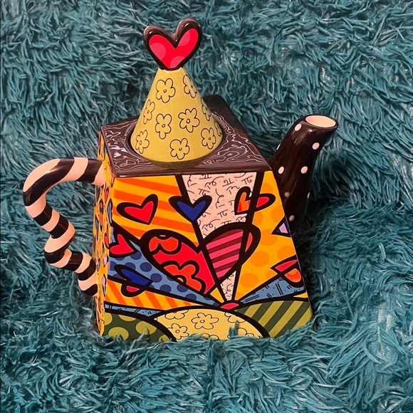 Romero Britto ceramic teapot